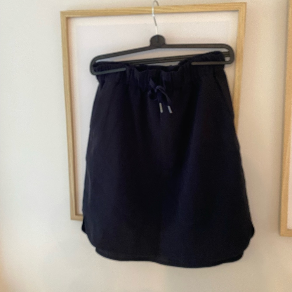 Lululemon Black On The Fly Skirt